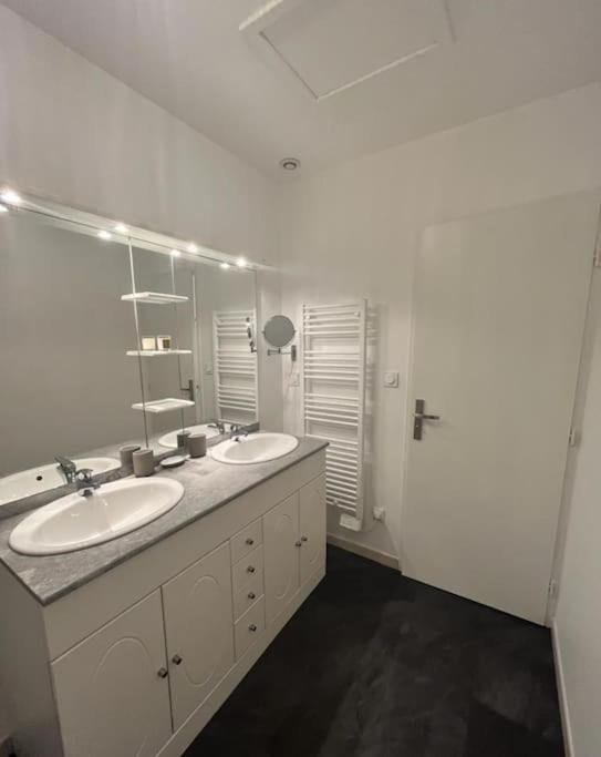 Vigne Et Mer-Spacieux Appartement Haussmannien-2Chambres-Wifi Béziers Zewnętrze zdjęcie